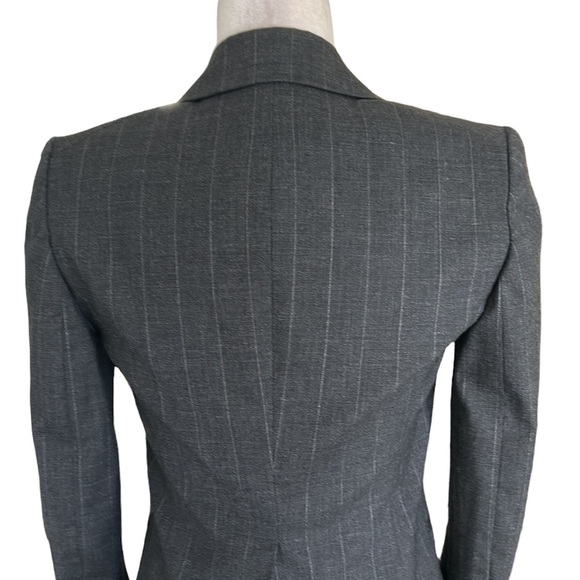 Theory Jaimie Charcoal Gray Pinstripe Fitted Blazer - 4 - Picture 9 of 13